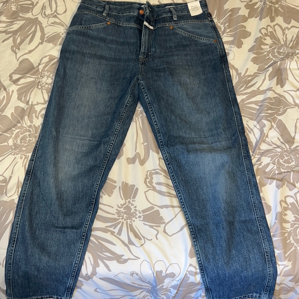 NWT CLOSED JEANS FOR MEN 33x30